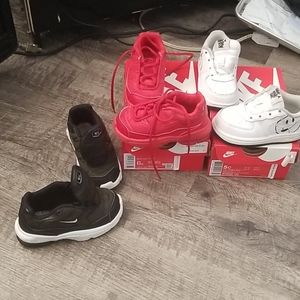 Toddler shoes size 6"